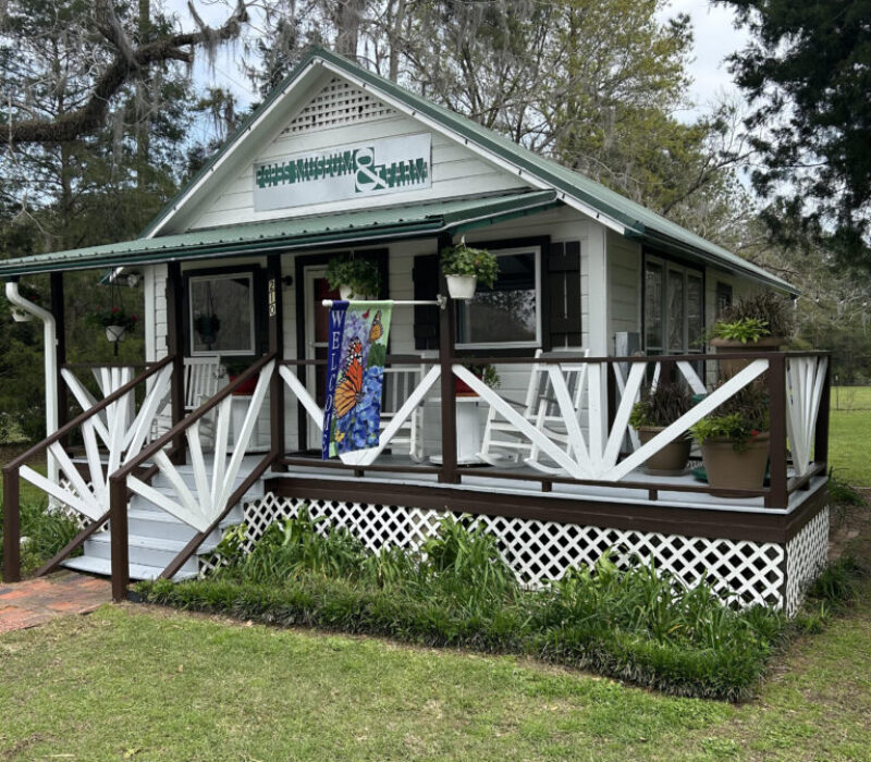 cottage porch 2024